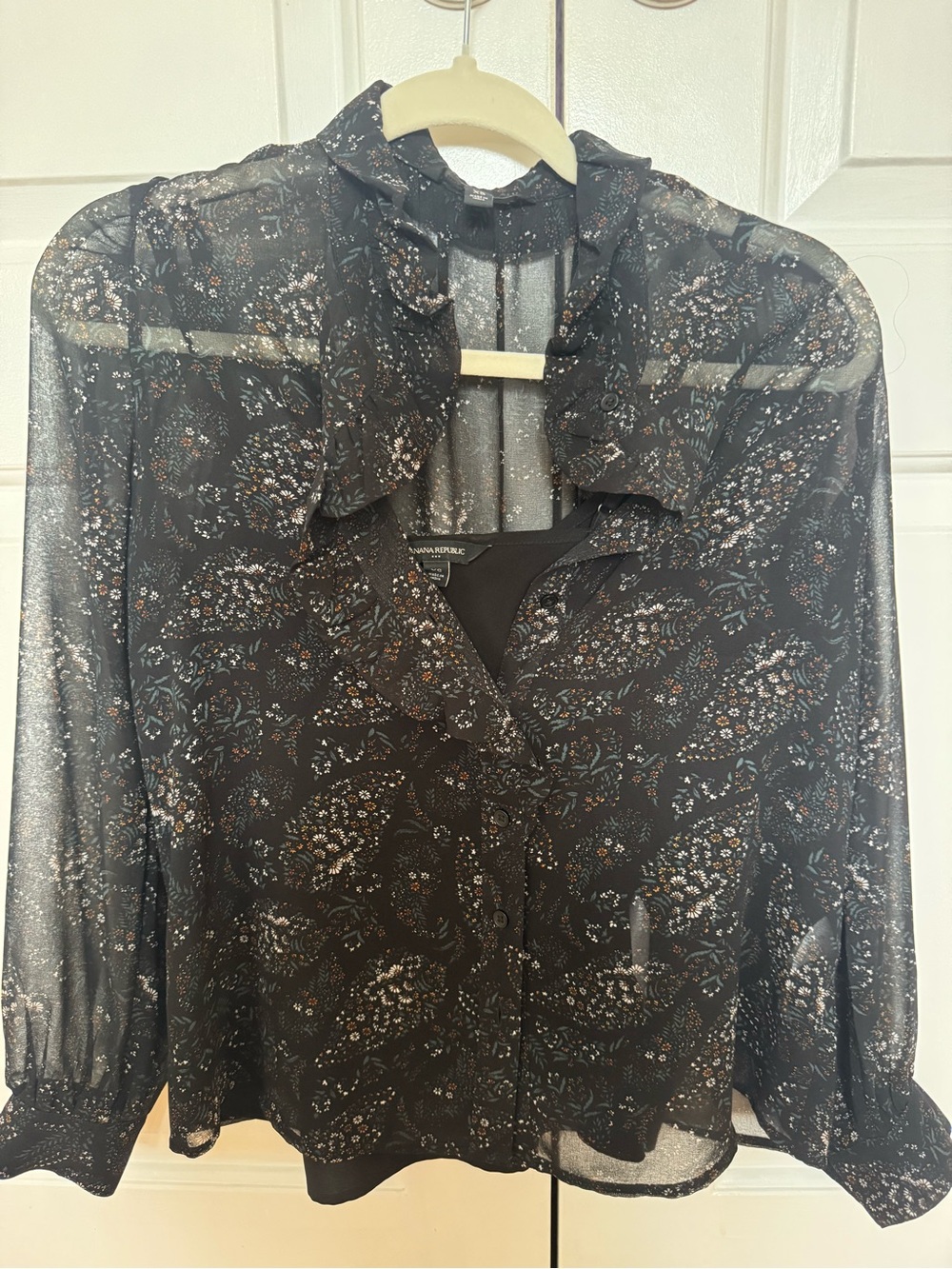 Banana Republic XS Black Sheer Floral Button Down Blouse